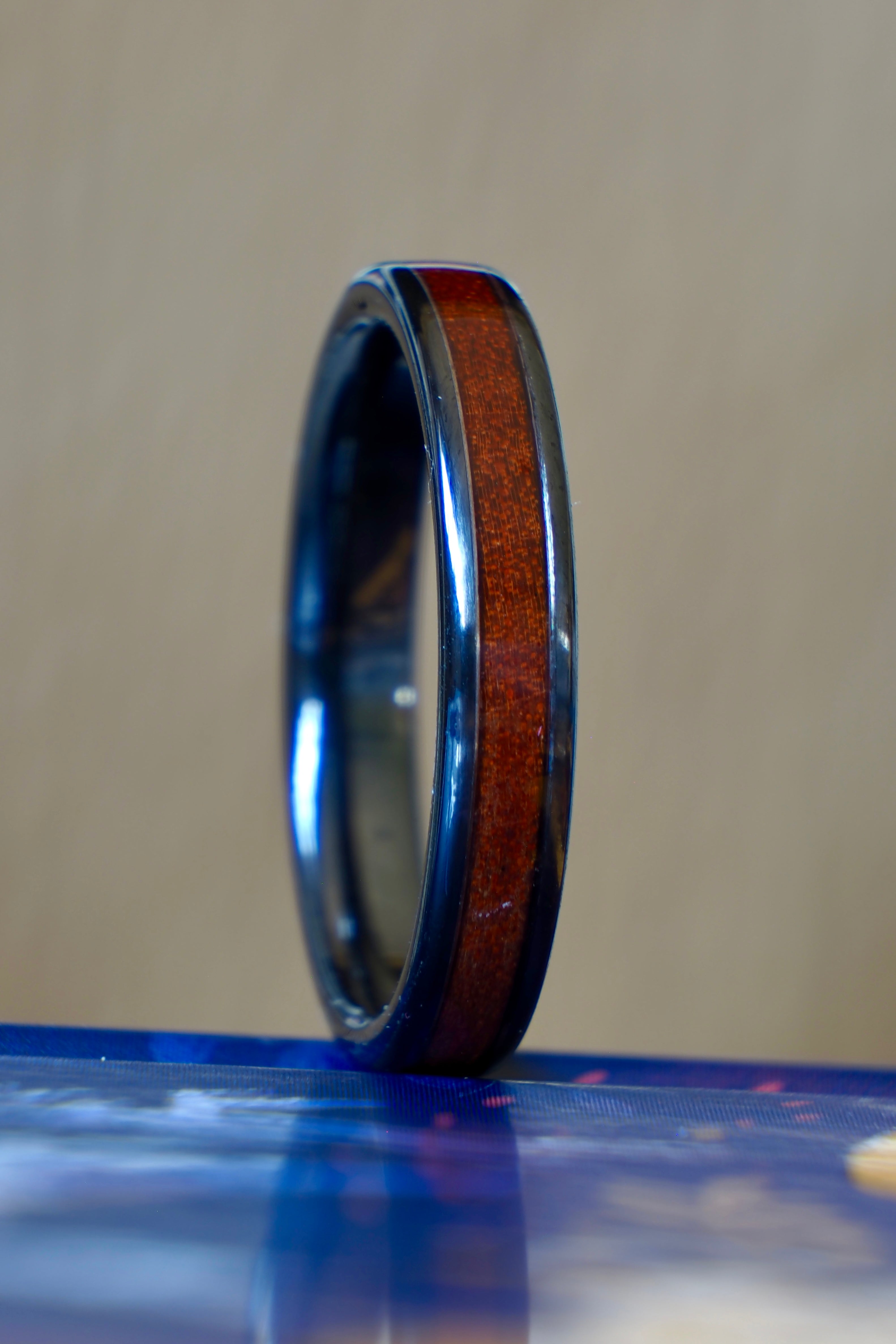 San Domingo Rosewood + Ceramic