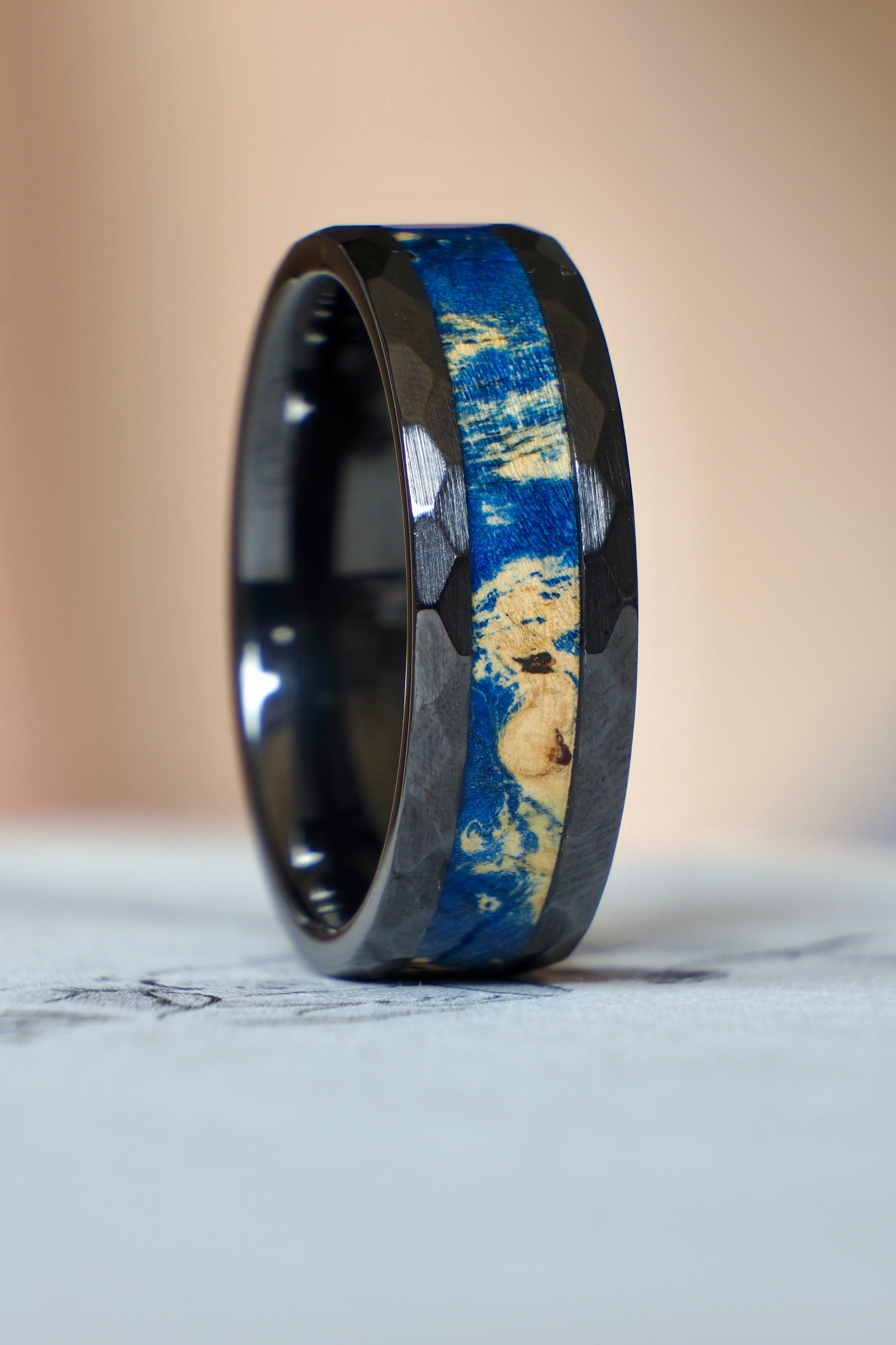 Maple + Faceted Ceramic