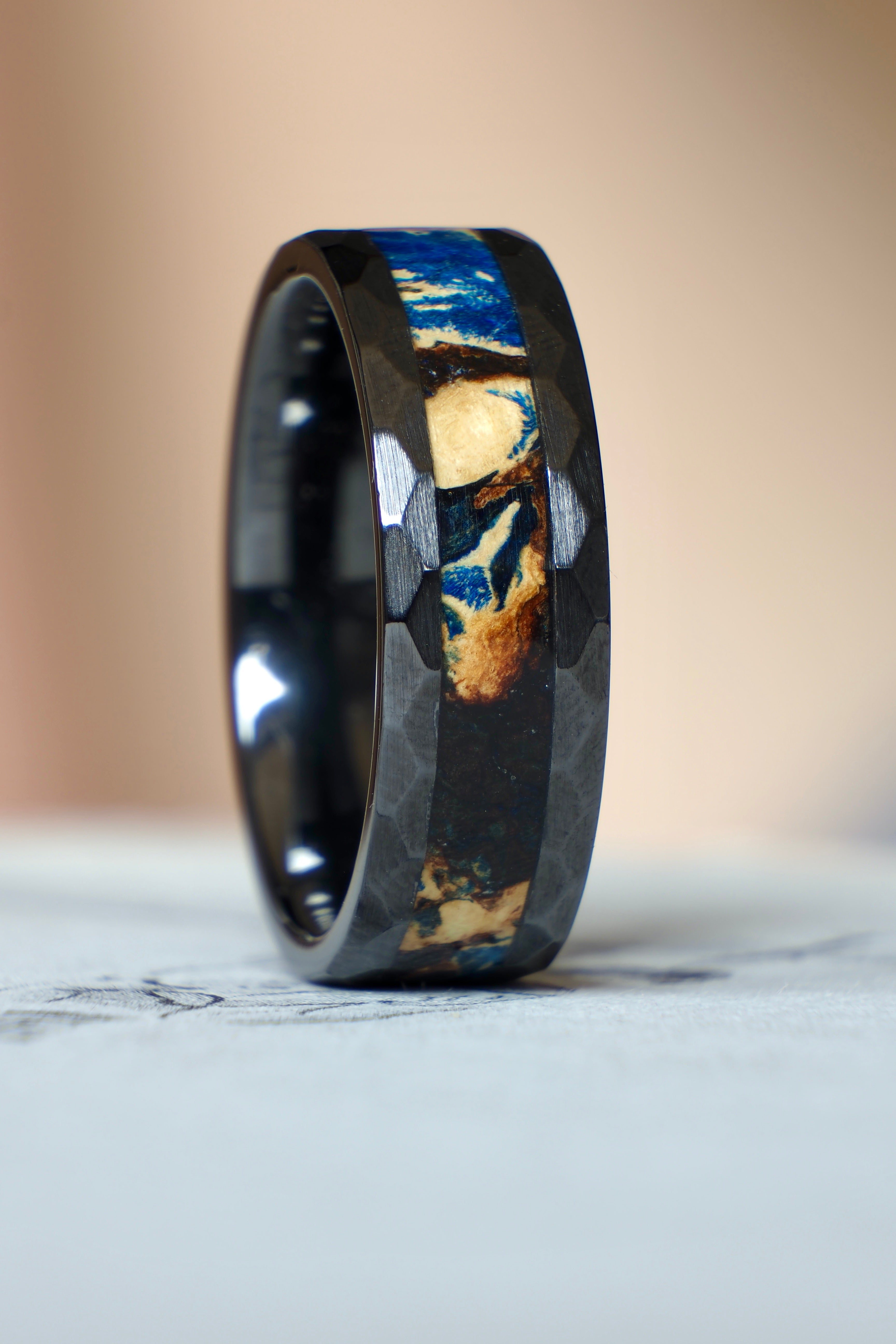 Maple + Faceted Ceramic