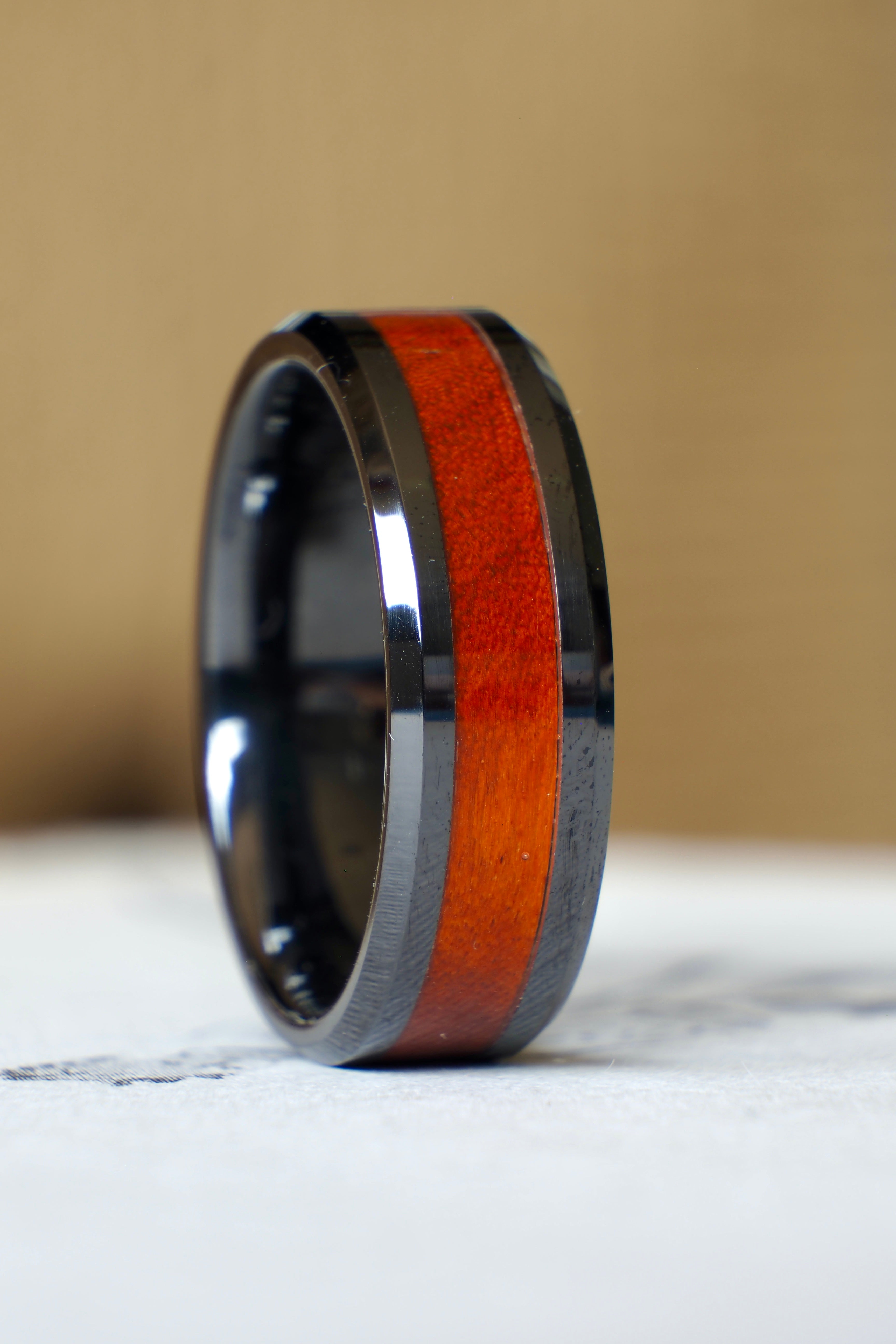 San Domingo Rosewood + Ceramic