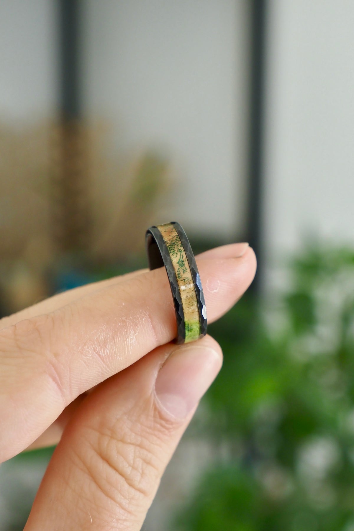 Maple + Faceted Ceramic