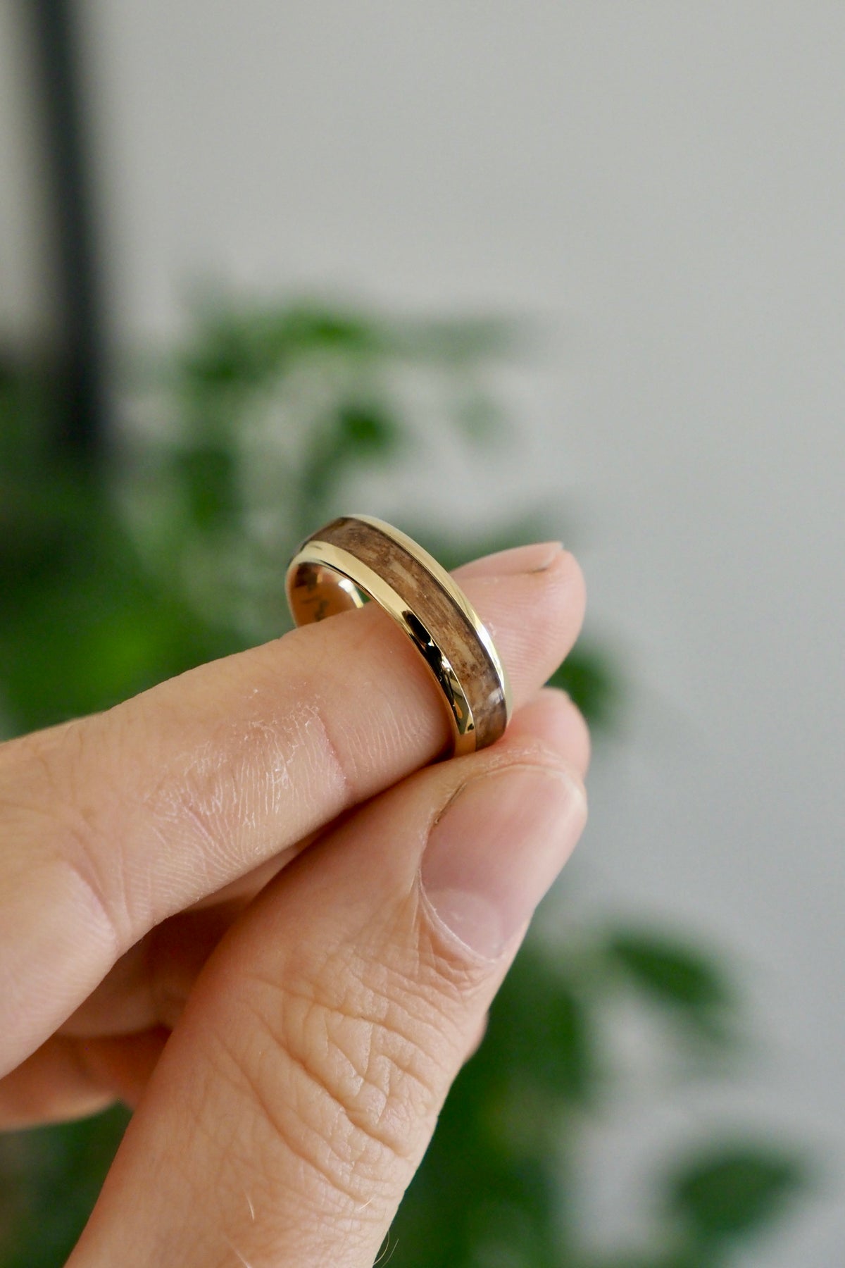 Whiskey Oak + Gold Tungsten (Engraved)